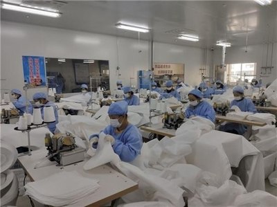 叮囑企業(yè)千萬不能掉鏈子,湖南省市場監(jiān)管局督察口罩、防護服生產(chǎn)企業(yè)